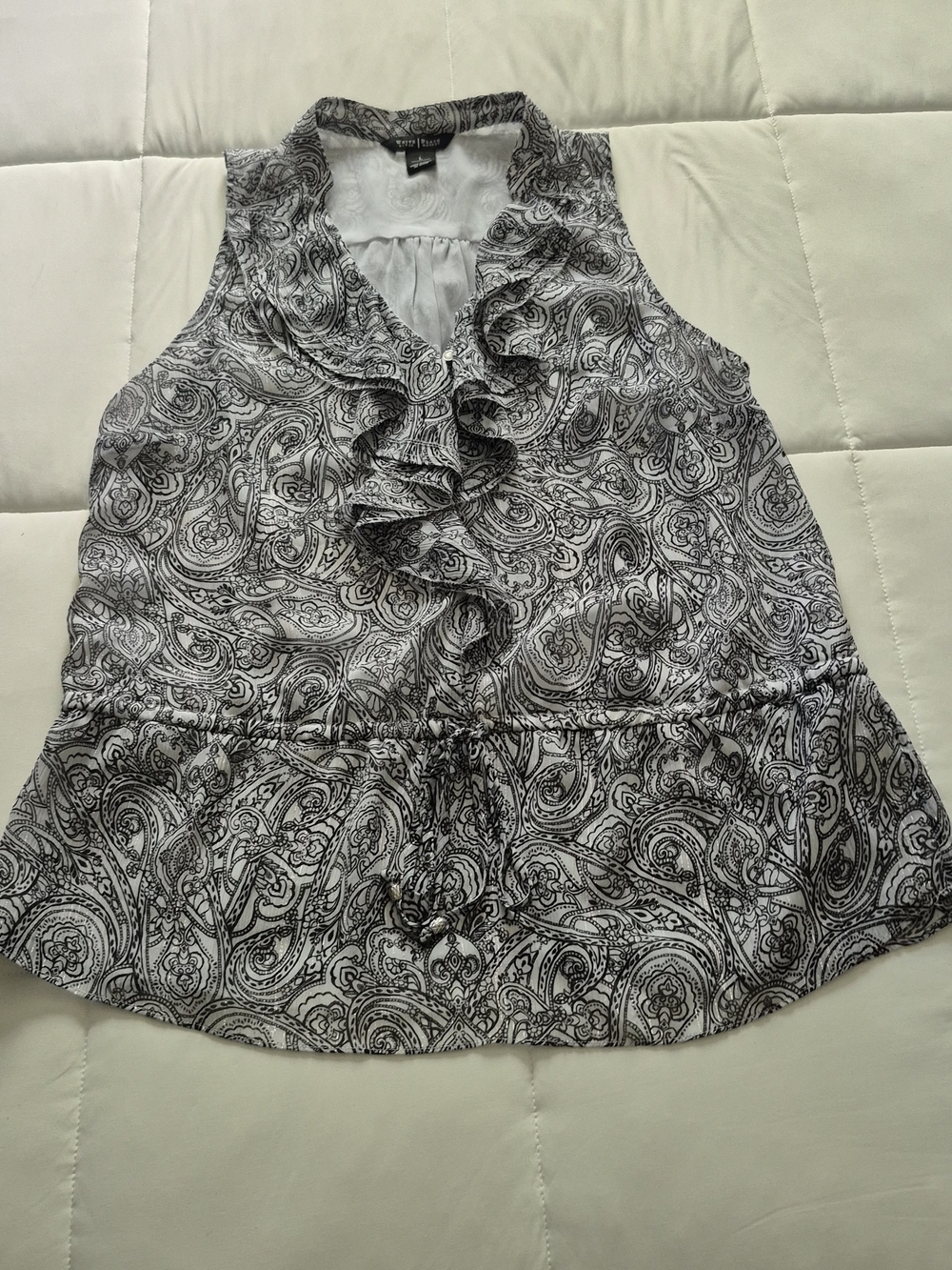 White House Black Market Black & White Paisley Ruffle Sleeveless Top